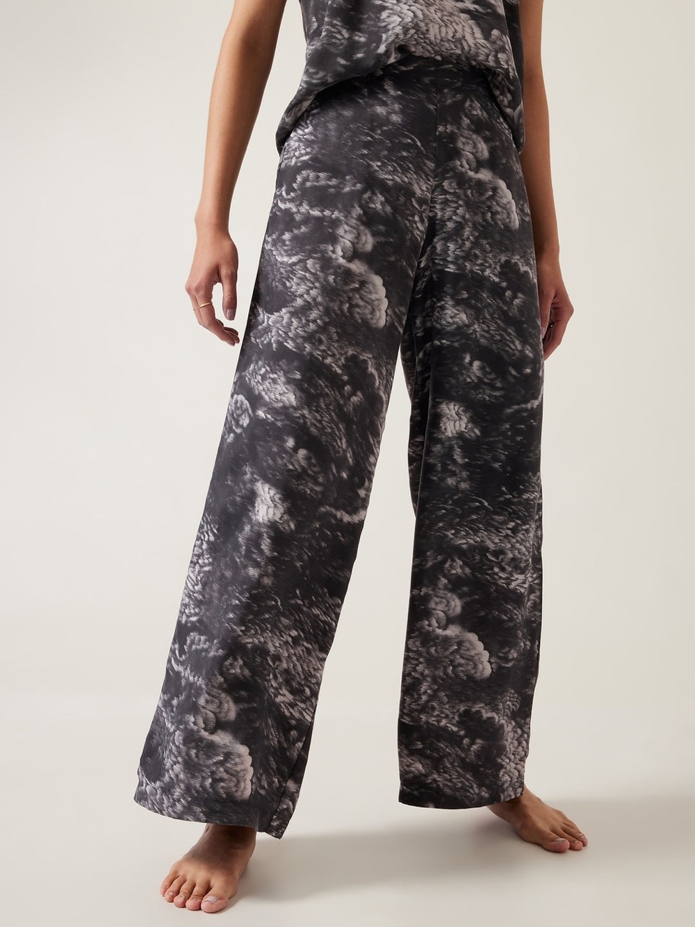 Athleta Calm Cool Wide Leg Cupro Pants Gray White Print Plus Size 1X